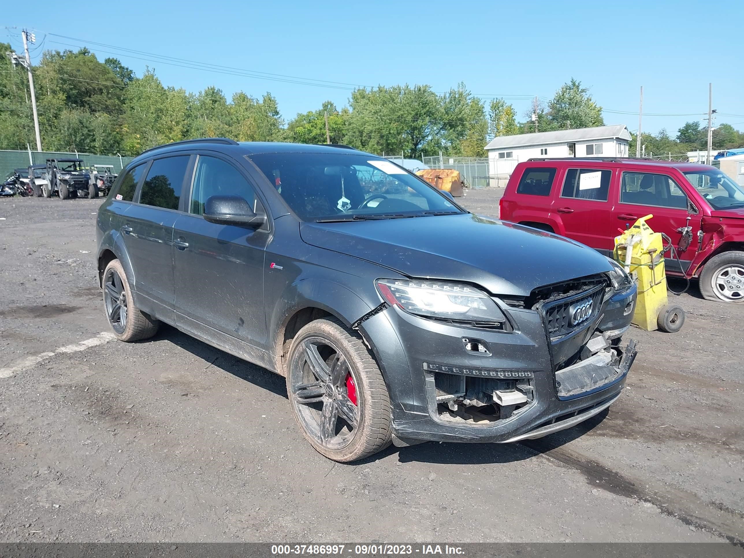 Photo 0 VIN: WA1DGAFE5FD032590 - AUDI Q7 