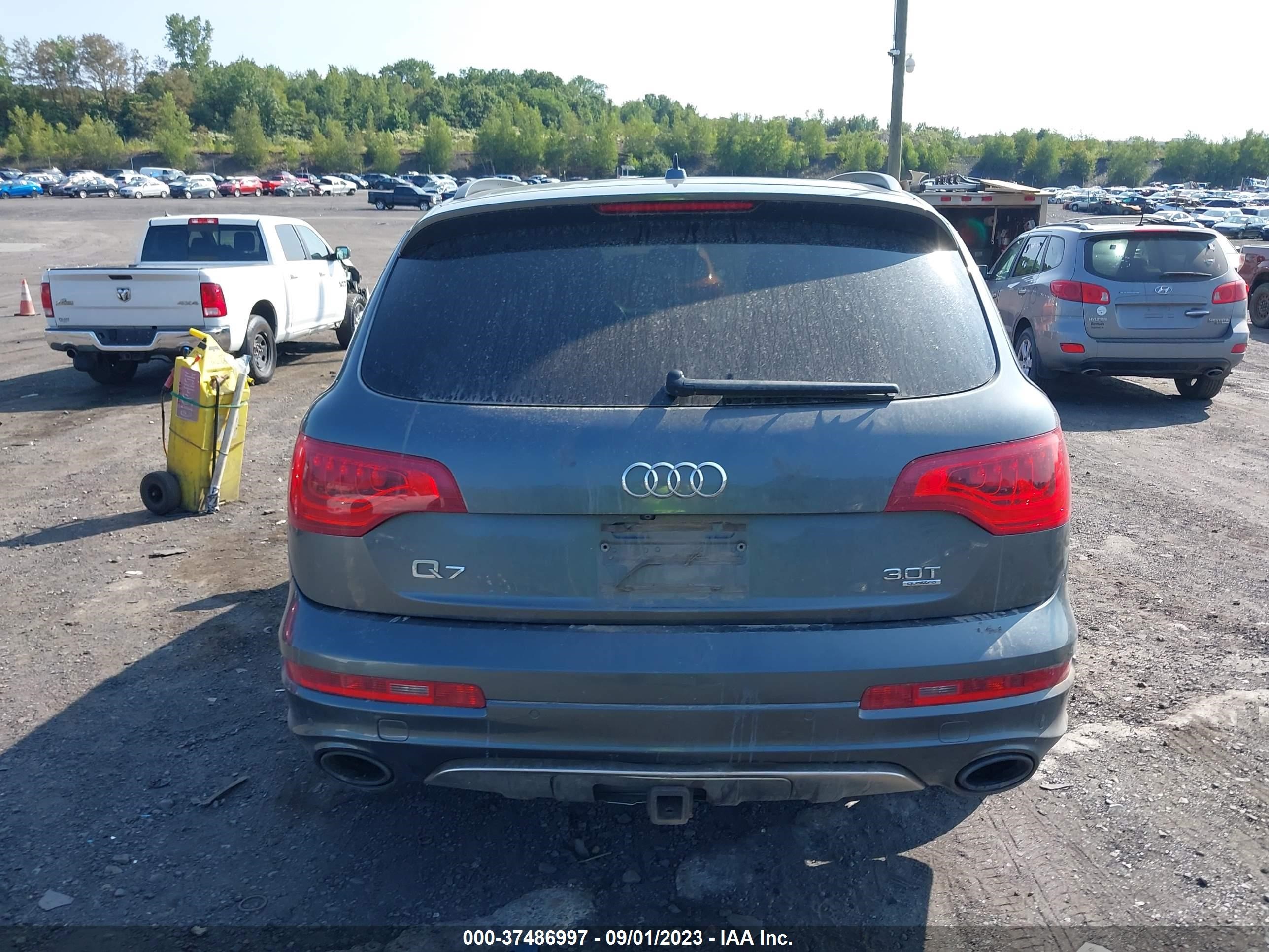 Photo 15 VIN: WA1DGAFE5FD032590 - AUDI Q7 