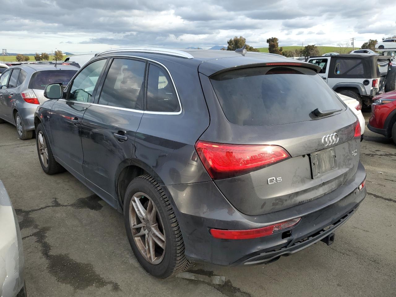 Photo 1 VIN: WA1DGAFP1EA123101 - AUDI Q5 