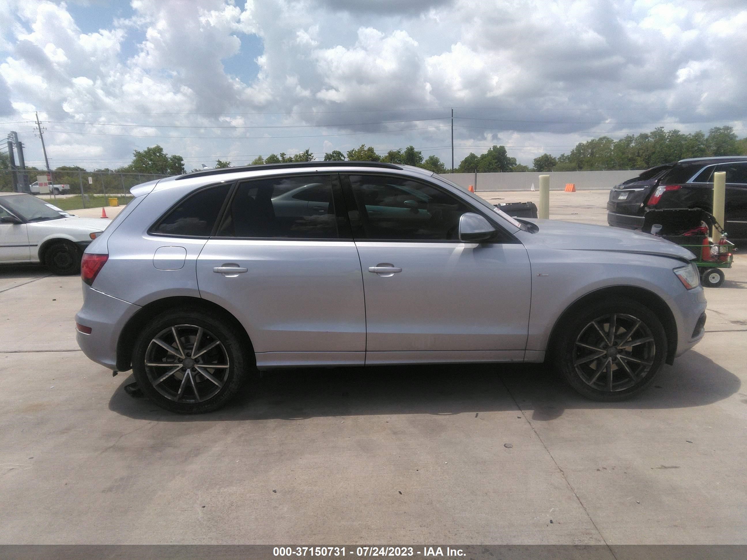 Photo 12 VIN: WA1DGAFP4FA125992 - AUDI Q5 