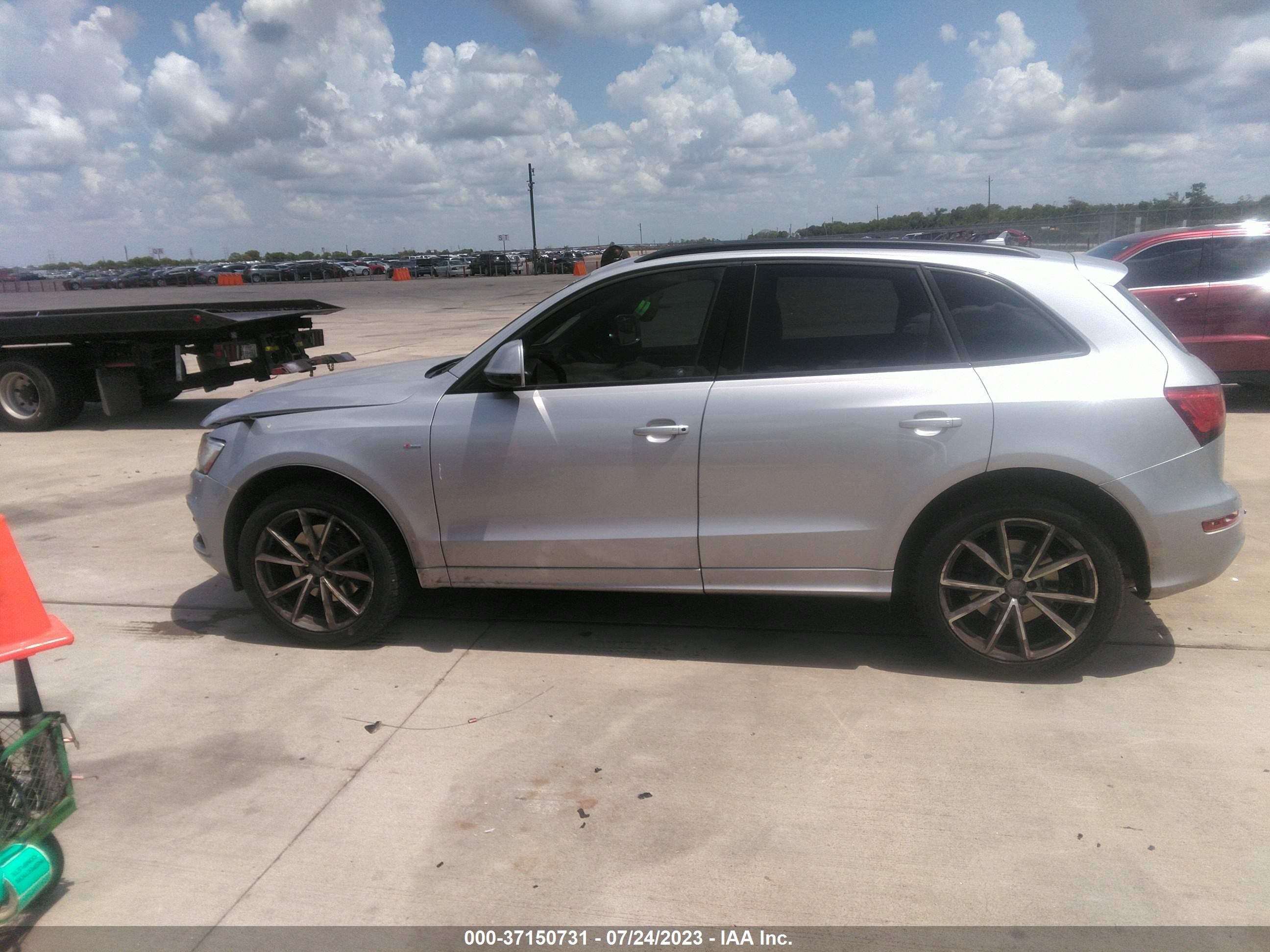 Photo 13 VIN: WA1DGAFP4FA125992 - AUDI Q5 