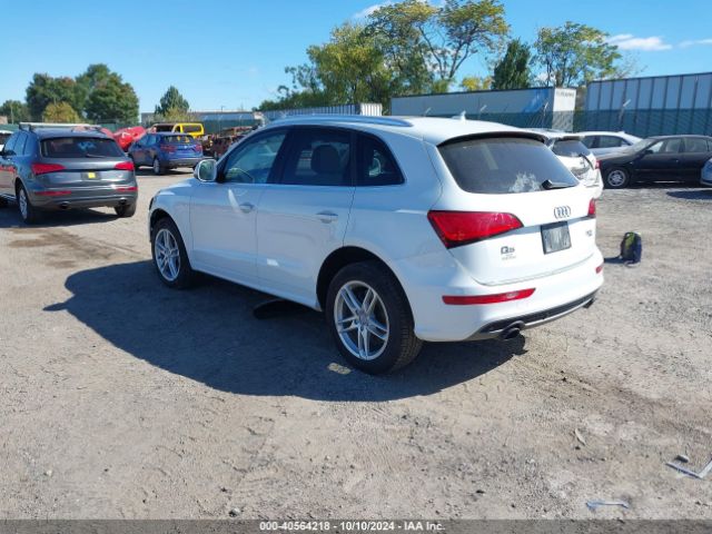 Photo 2 VIN: WA1DGAFP5FA017977 - AUDI Q5 