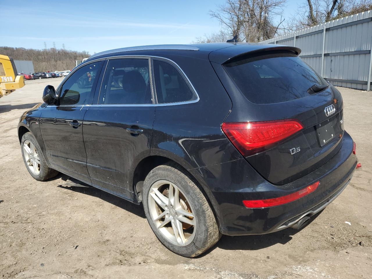 Photo 1 VIN: WA1DGAFP7EA027389 - AUDI Q5 