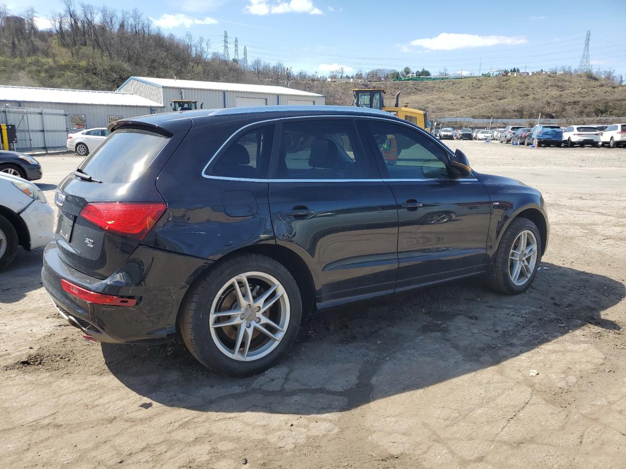 Photo 2 VIN: WA1DGAFP7EA027389 - AUDI Q5 