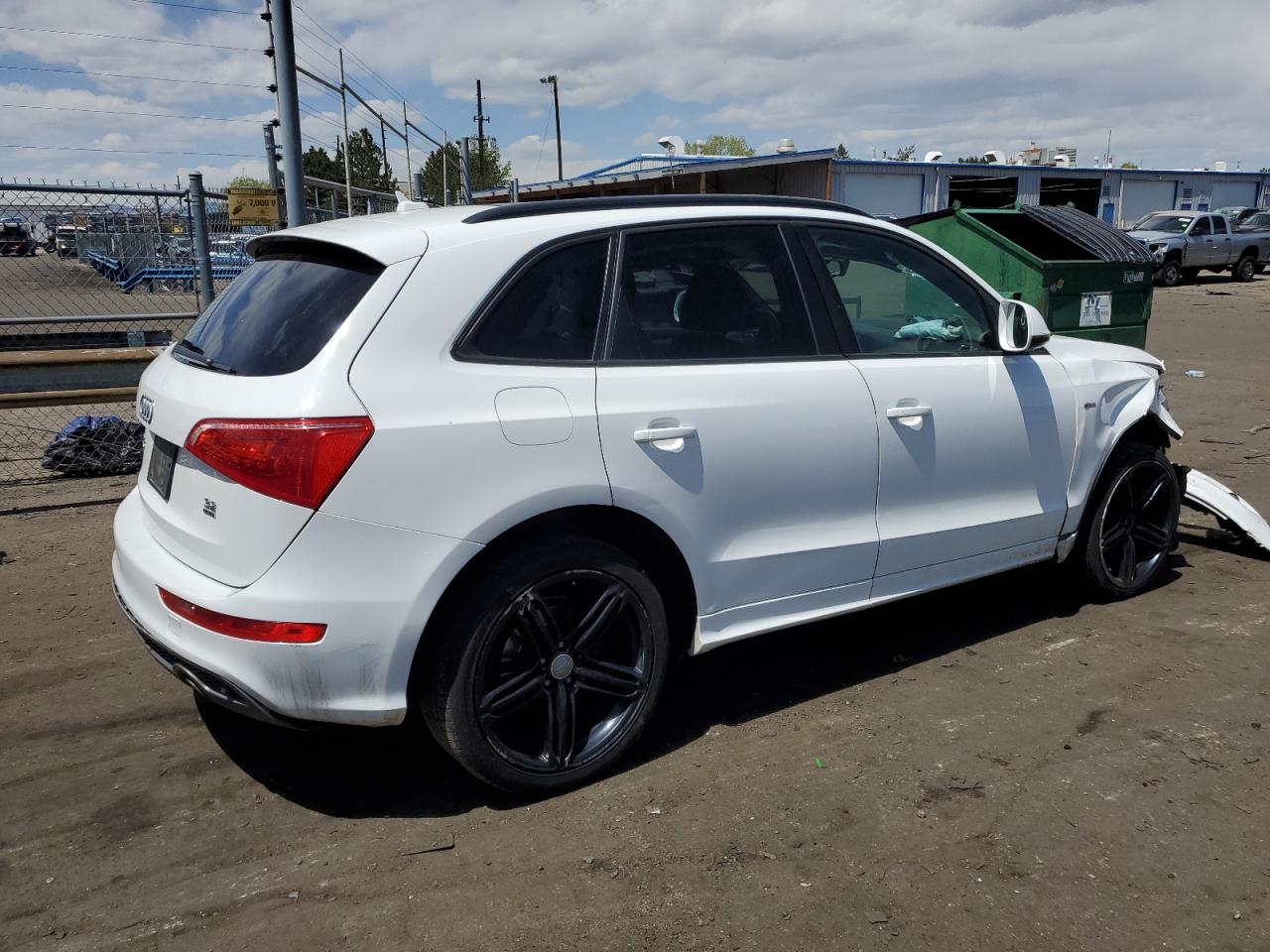 Photo 2 VIN: WA1DKAFP3CA048882 - AUDI Q5 