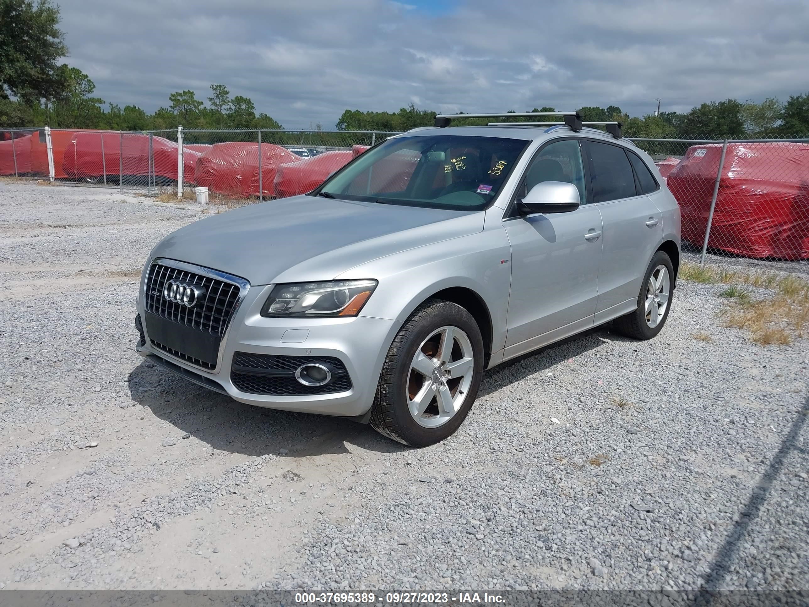 Photo 1 VIN: WA1DKAFP6CA102997 - AUDI Q5 