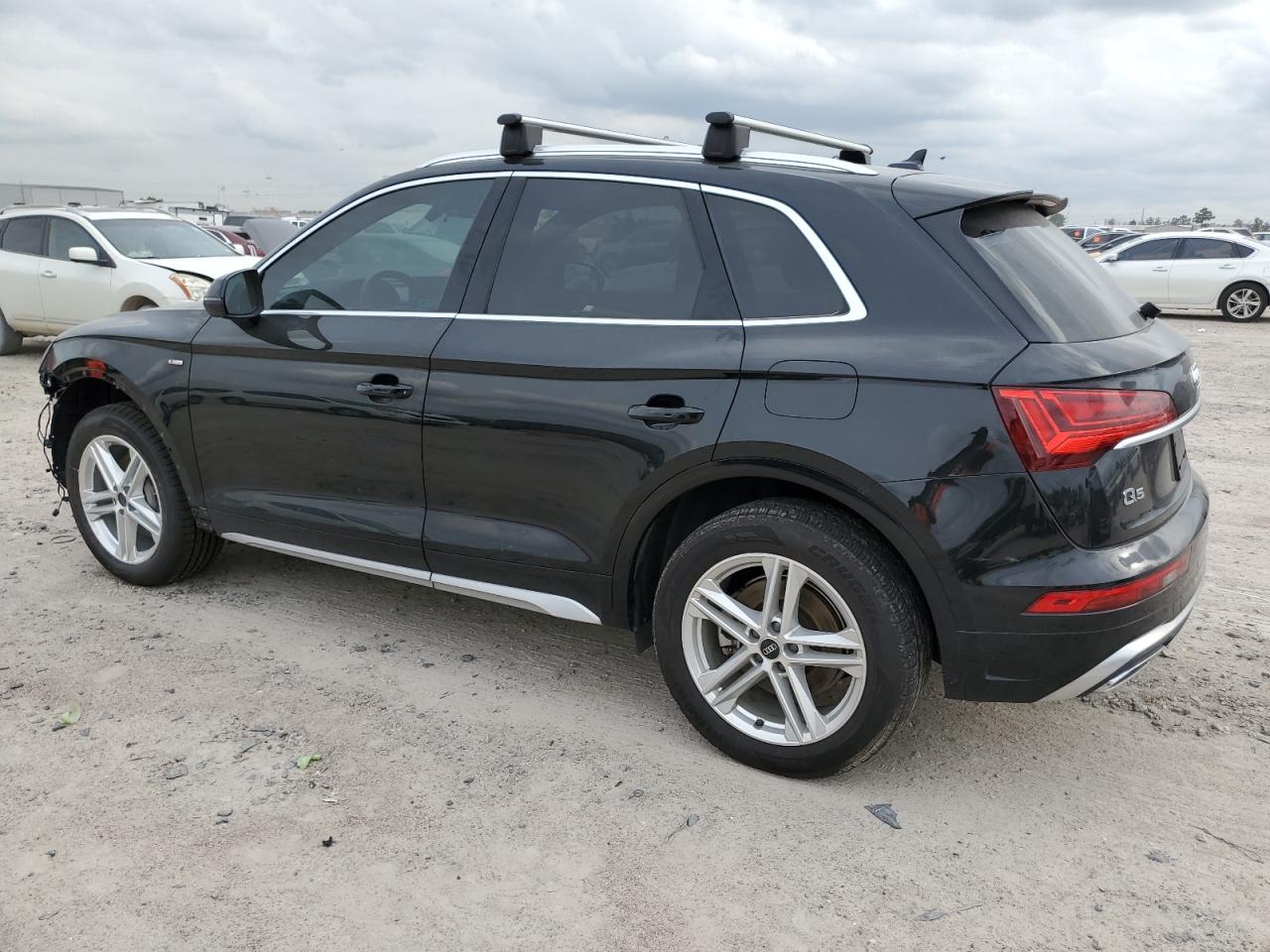 Photo 1 VIN: WA1E2AFY0P2057097 - AUDI Q5 