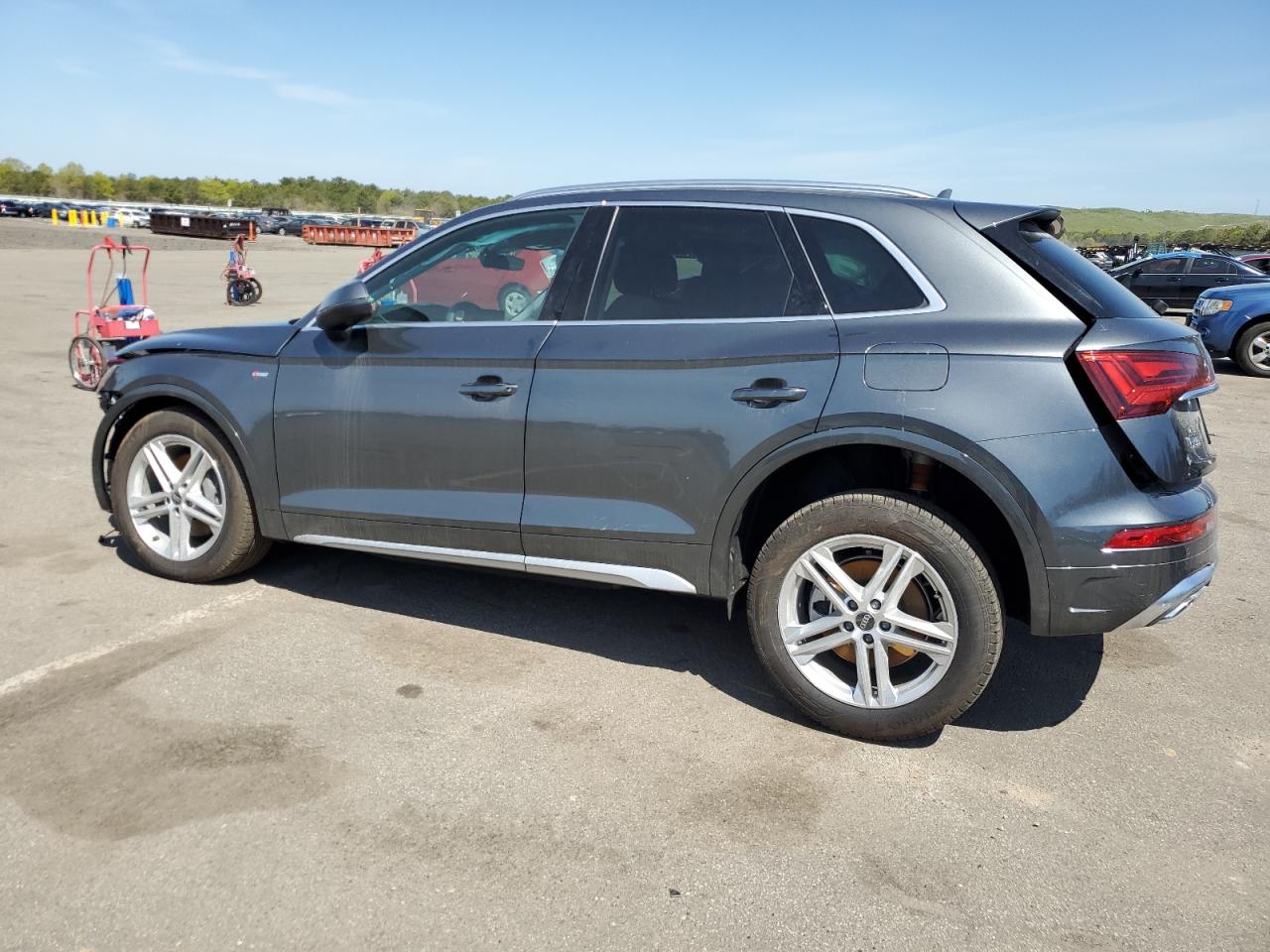 Photo 1 VIN: WA1E2AFY1R2035029 - AUDI Q5 