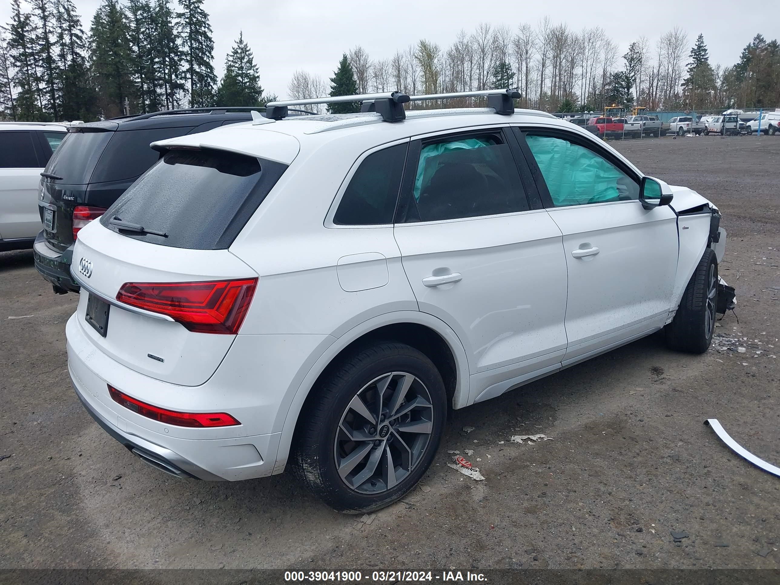 Photo 3 VIN: WA1EAAFY5P2099655 - AUDI Q5 