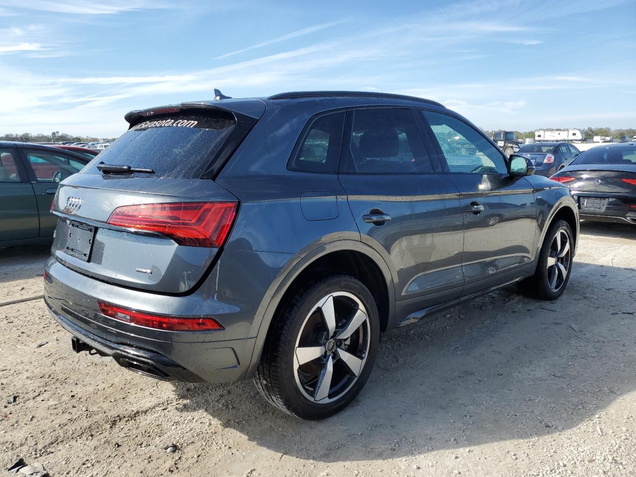 Photo 2 VIN: WA1EAAFY7P2152856 - AUDI Q5 