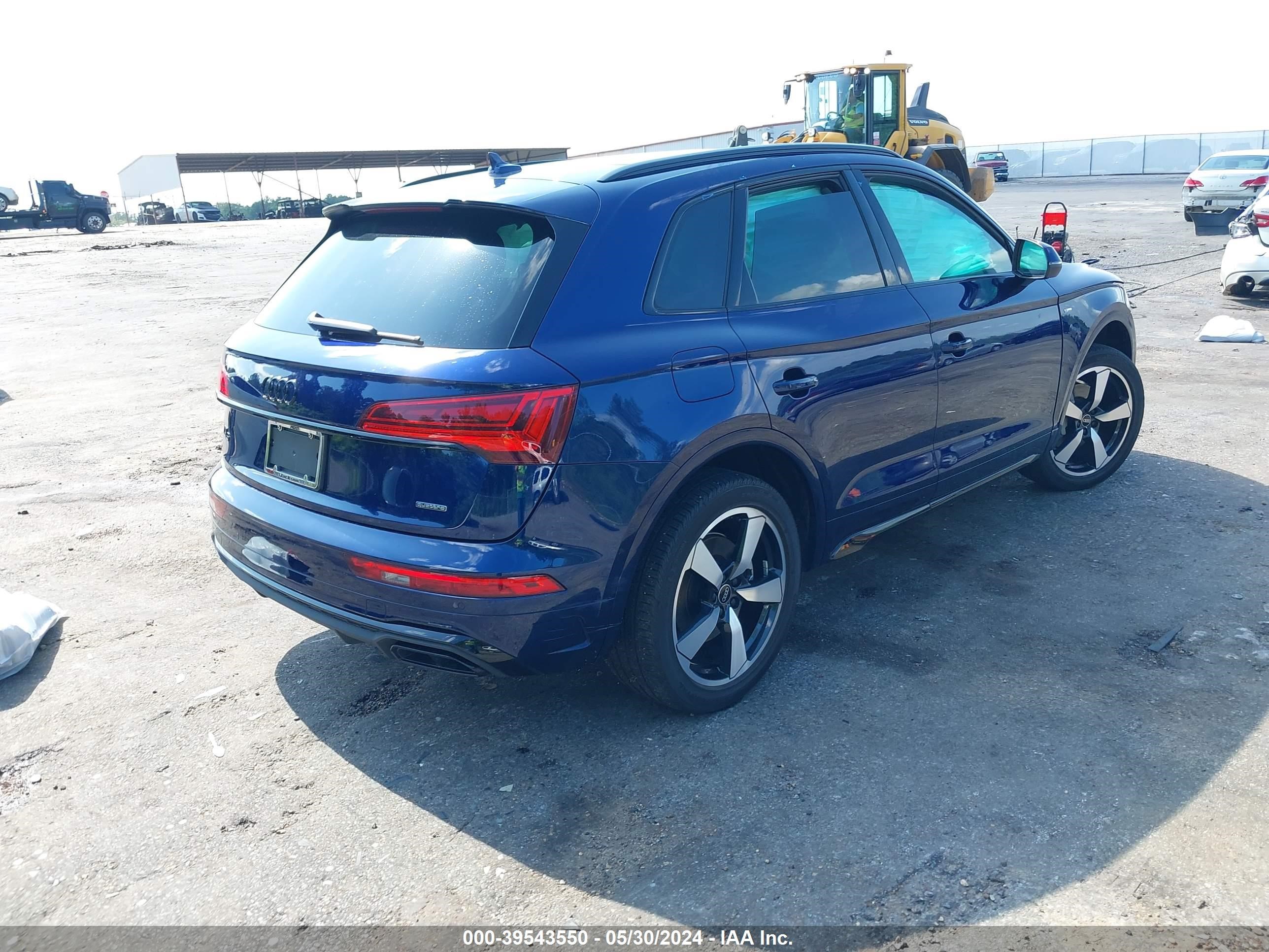 Photo 3 VIN: WA1EAAFY8N2112220 - AUDI Q5 