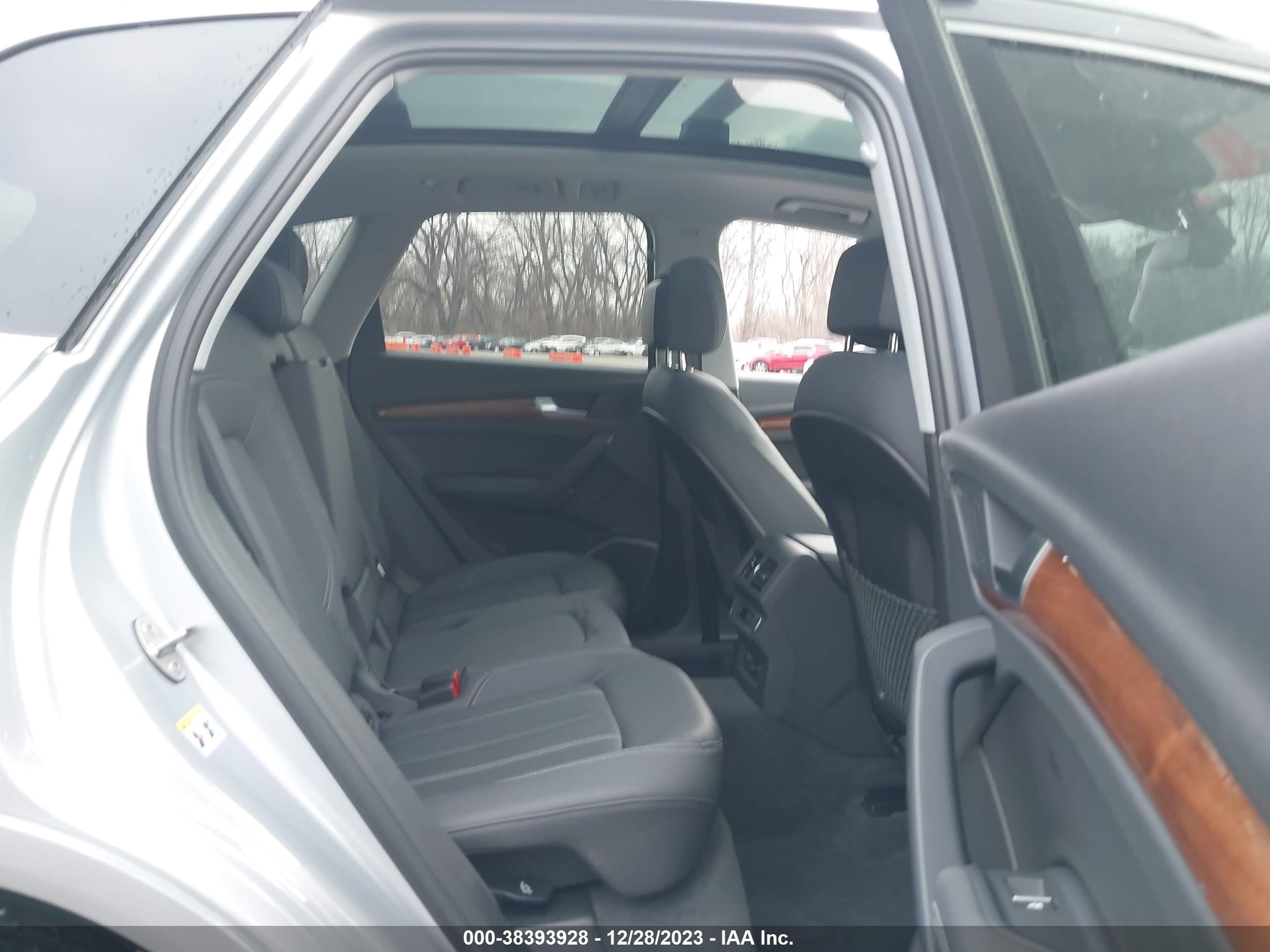 Photo 7 VIN: WA1EAAFY8P2077830 - AUDI Q5 