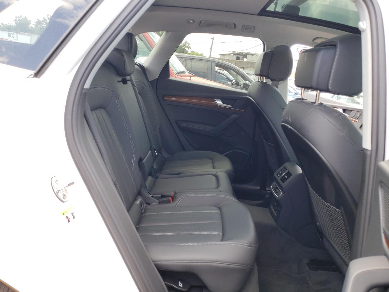 Photo 10 VIN: WA1EAAFY9P2028359 - AUDI Q5 