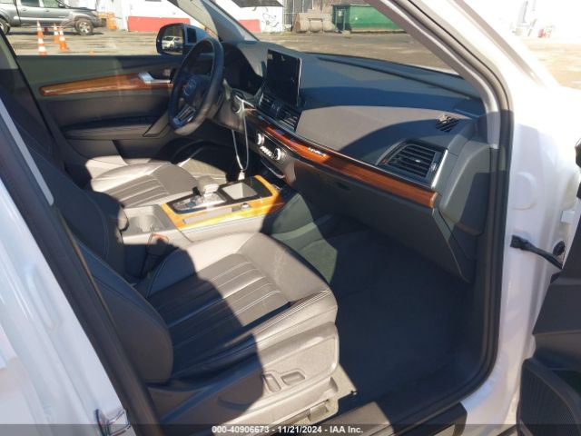 Photo 4 VIN: WA1EAAFY9P2127943 - AUDI Q5 