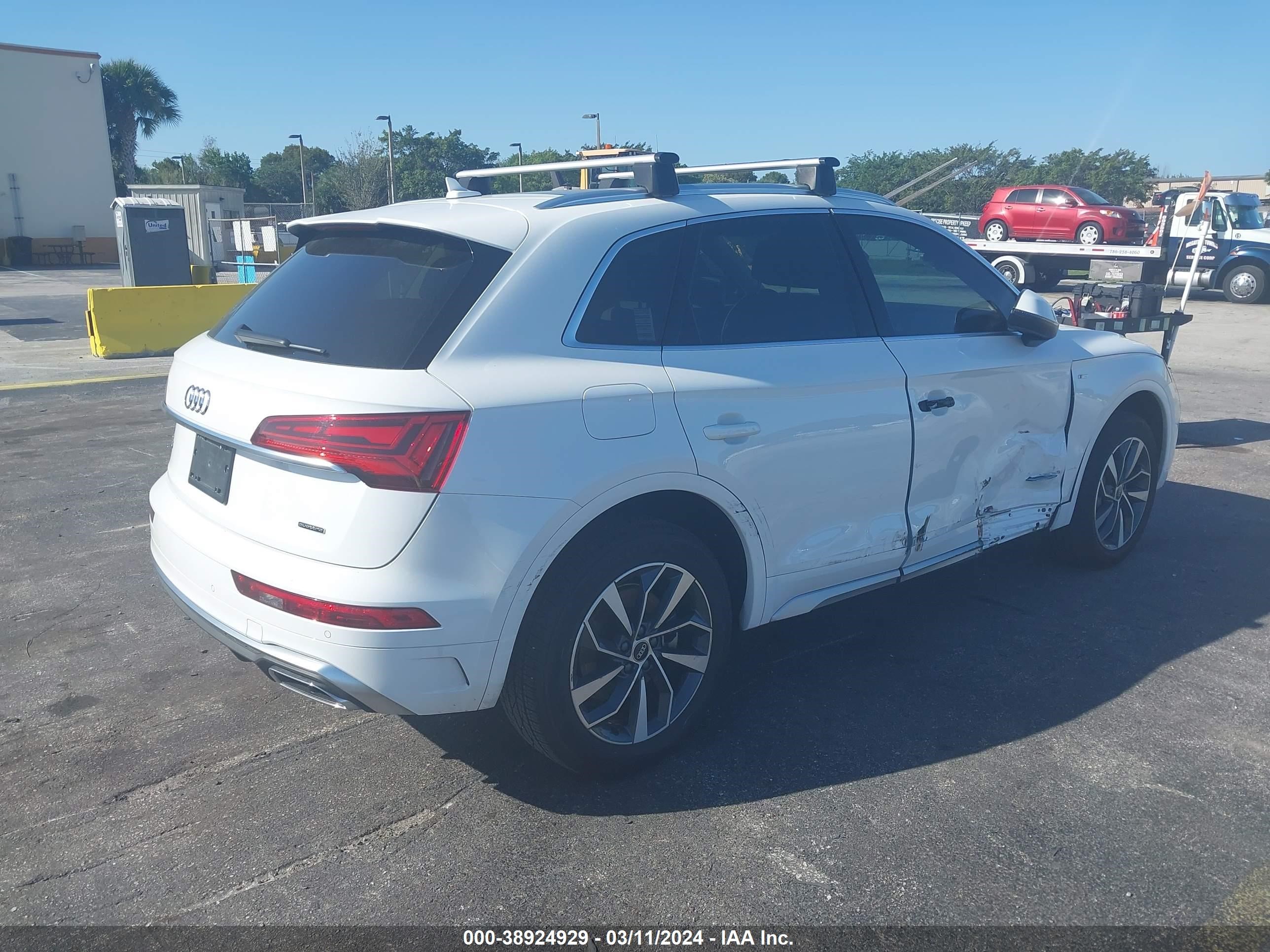 Photo 3 VIN: WA1EAAFYXN2124143 - AUDI Q5 