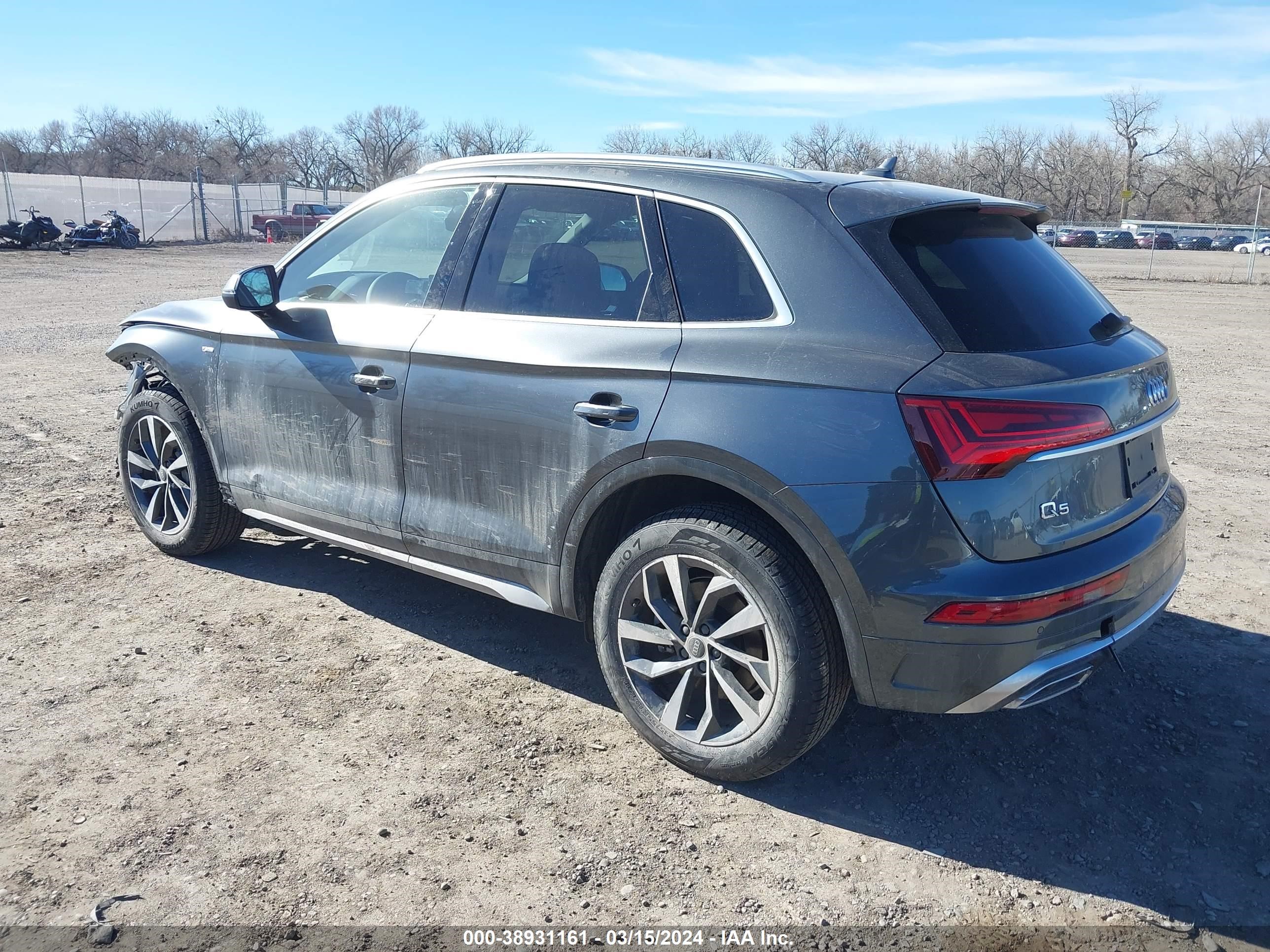 Photo 2 VIN: WA1EAAFYXR2011623 - AUDI Q5 