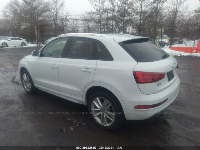 Photo 2 VIN: WA1ECCFS1HR002073 - AUDI Q3 