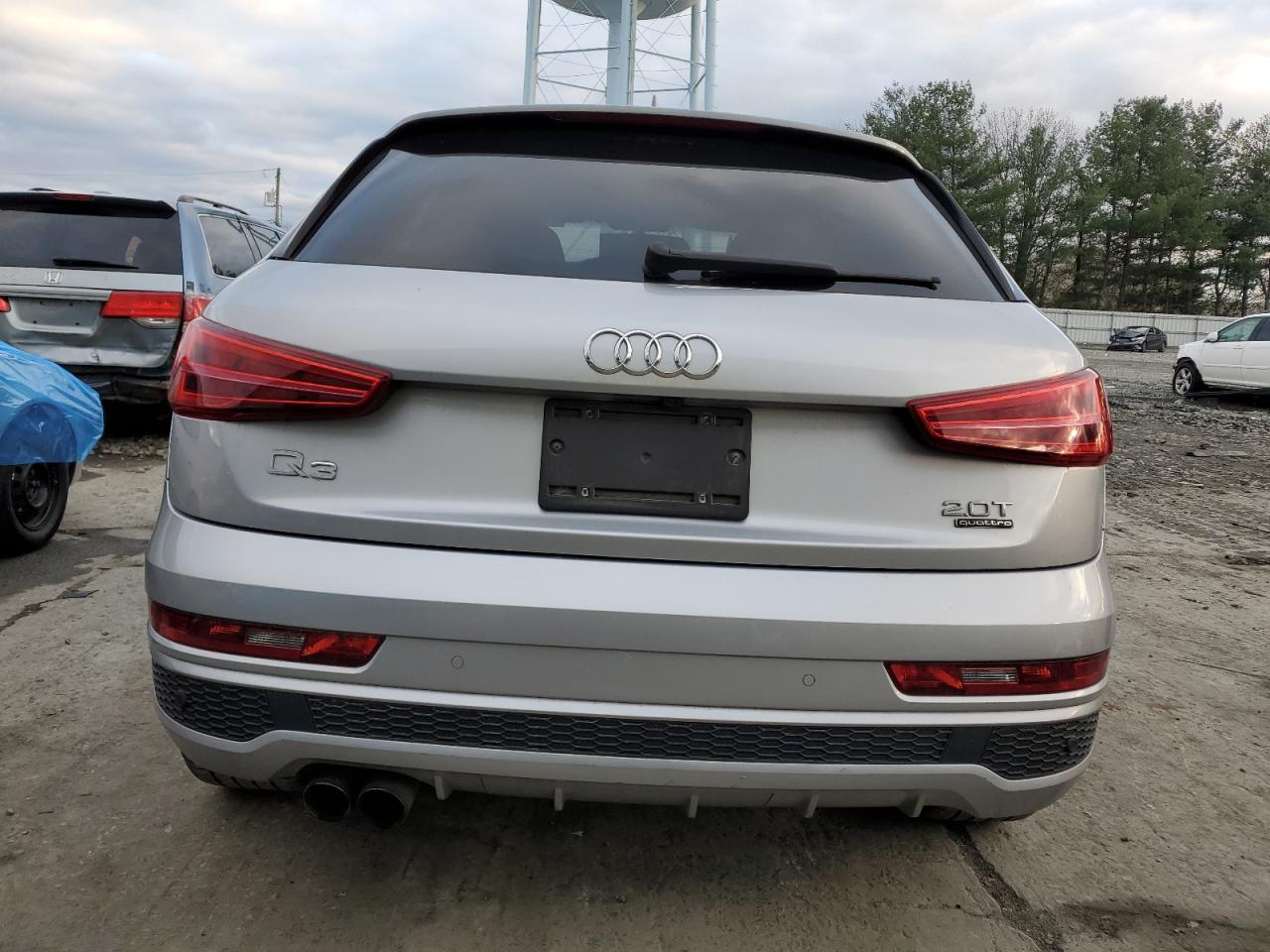 Photo 5 VIN: WA1ECCFS1JR029098 - AUDI Q3 