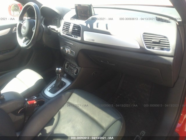 Photo 4 VIN: WA1ECCFS2HR001403 - AUDI Q3 