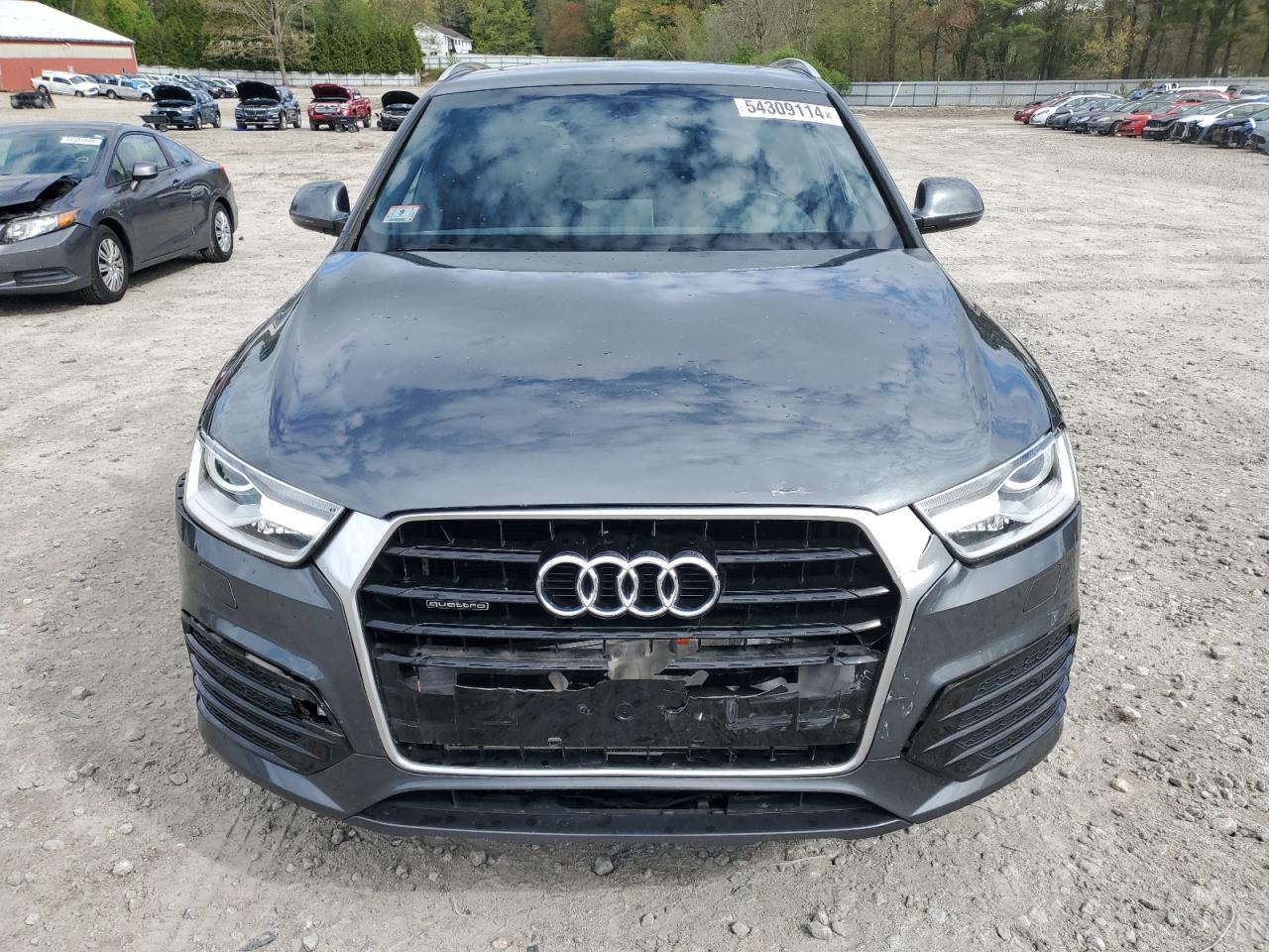 Photo 4 VIN: WA1ECCFS5JR010277 - AUDI Q3 