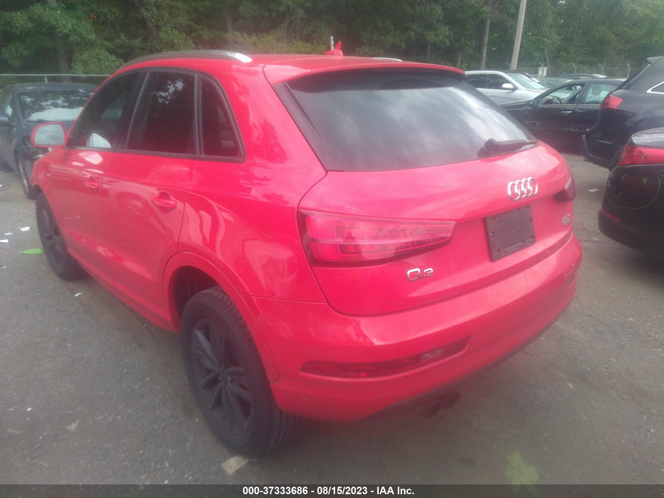 Photo 2 VIN: WA1ECCFS6JR017609 - AUDI Q3 