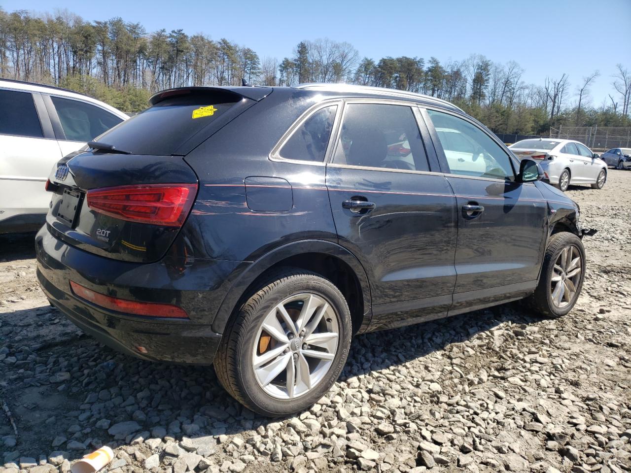 Photo 2 VIN: WA1ECCFS6JR027377 - AUDI Q3 