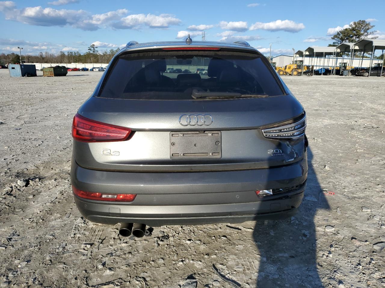 Photo 5 VIN: WA1ECCFS7JR016789 - AUDI Q3 