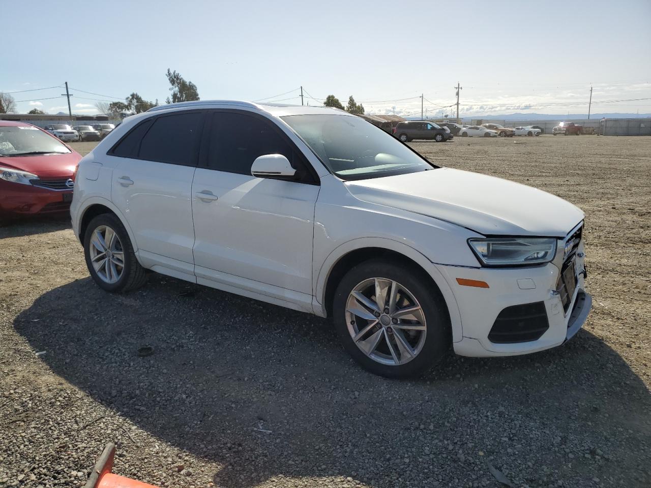 Photo 3 VIN: WA1ECCFS8HR013068 - AUDI Q3 