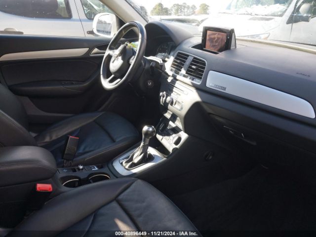 Photo 4 VIN: WA1ECCFSXHR013668 - AUDI Q3 