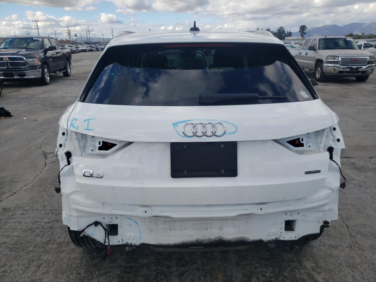 Photo 5 VIN: WA1EECF30M1119333 - AUDI Q3 