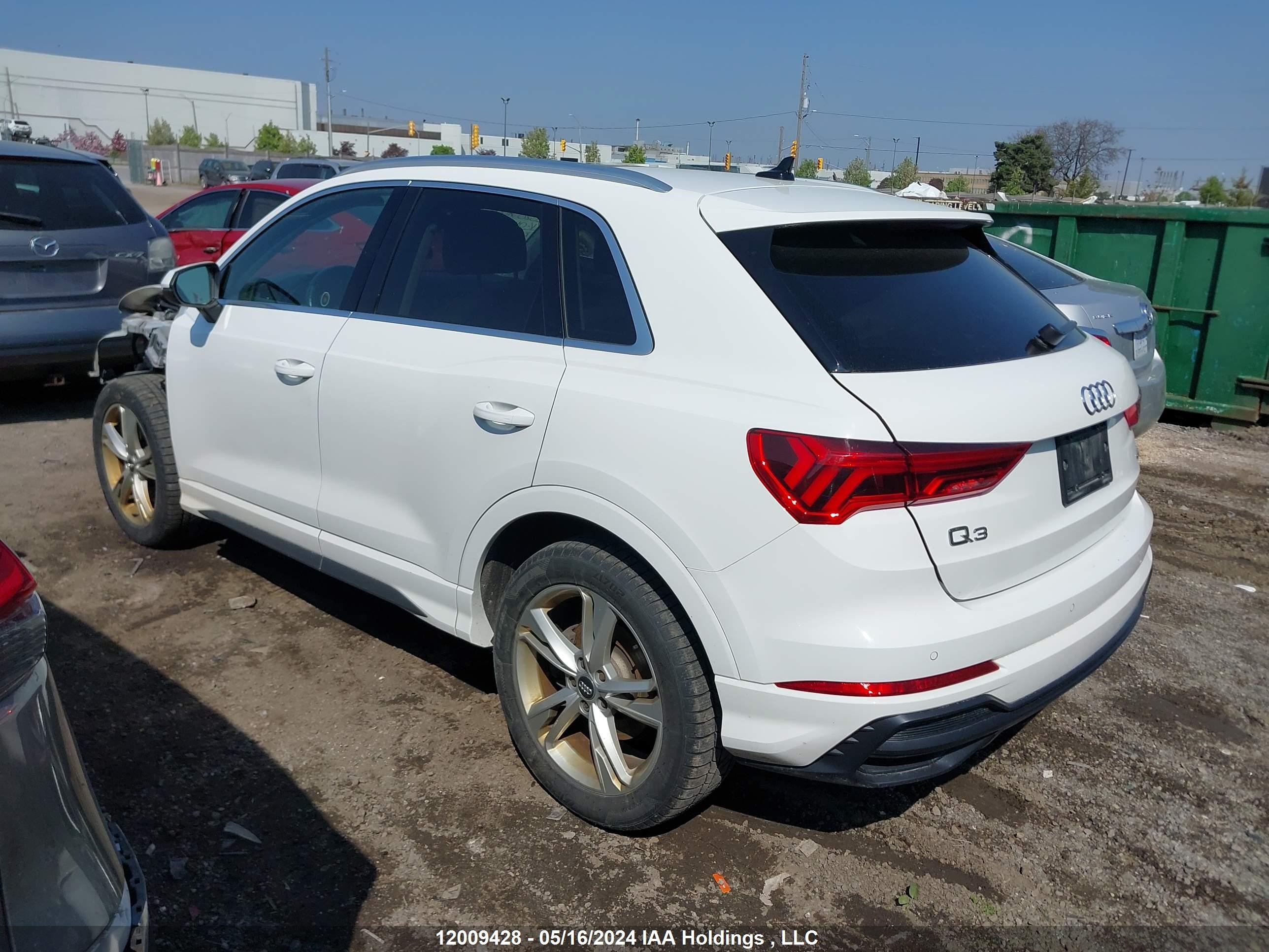 Photo 2 VIN: WA1EECF31L1041126 - AUDI Q3 