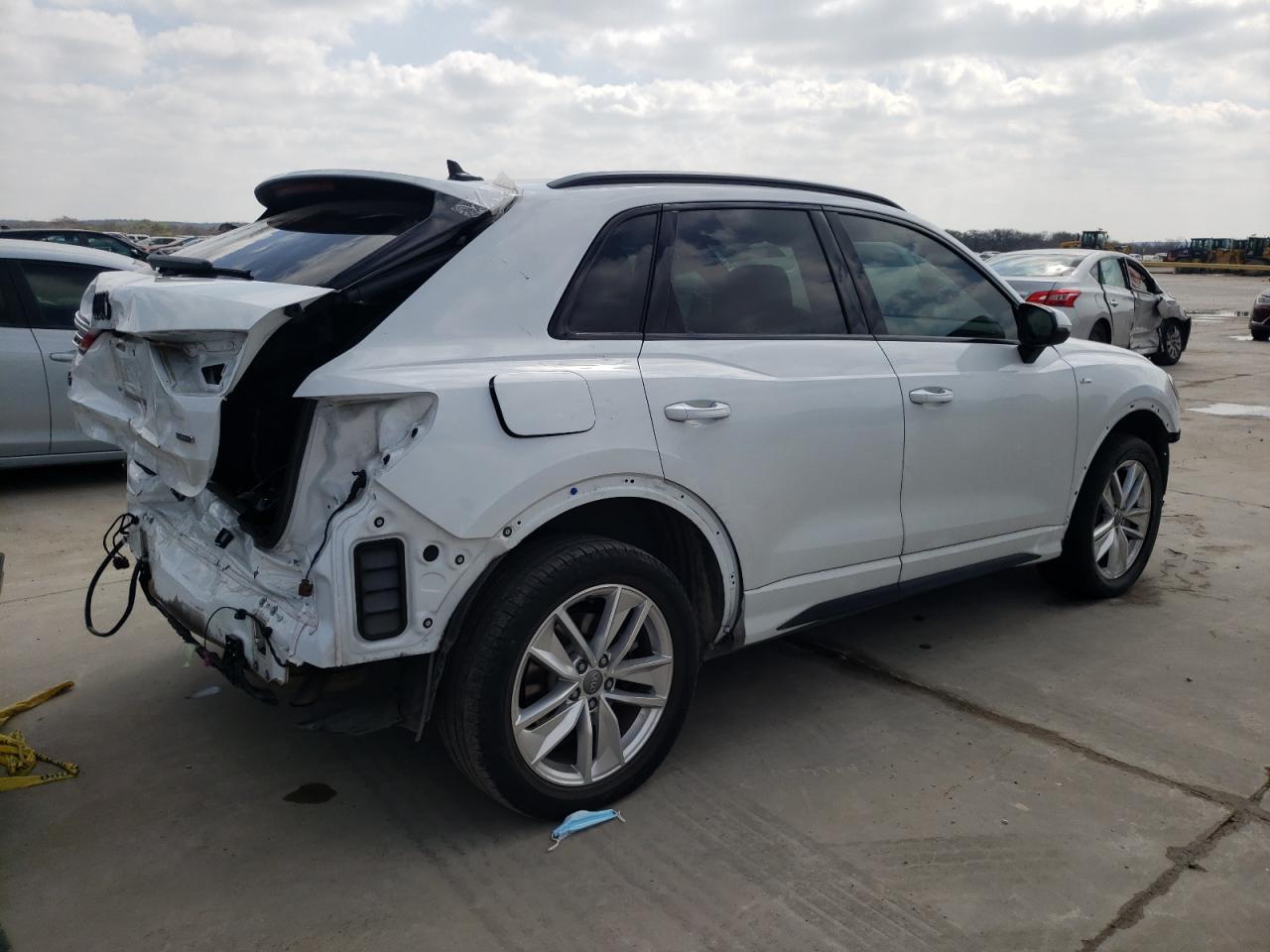 Photo 2 VIN: WA1EECF31P1041794 - AUDI Q3 