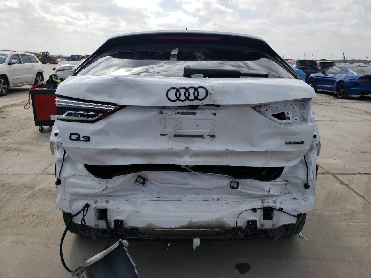 Photo 5 VIN: WA1EECF31P1041794 - AUDI Q3 