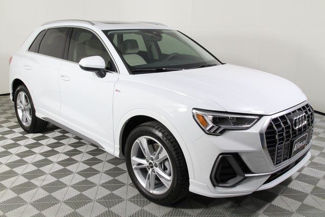 Photo 2 VIN: WA1EECF32N1035600 - AUDI Q3 