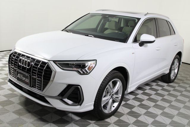 Photo 8 VIN: WA1EECF32N1035600 - AUDI Q3 