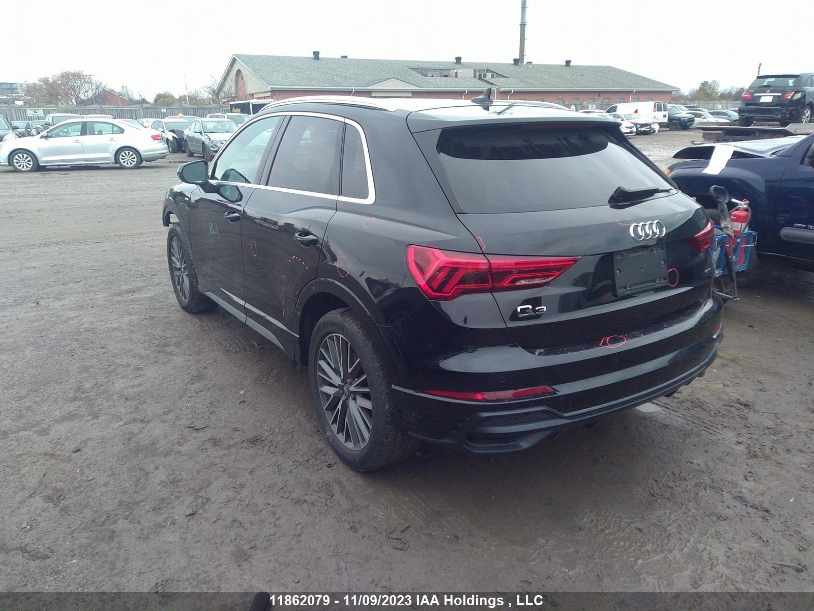 Photo 2 VIN: WA1EECF34L1076016 - AUDI Q3 