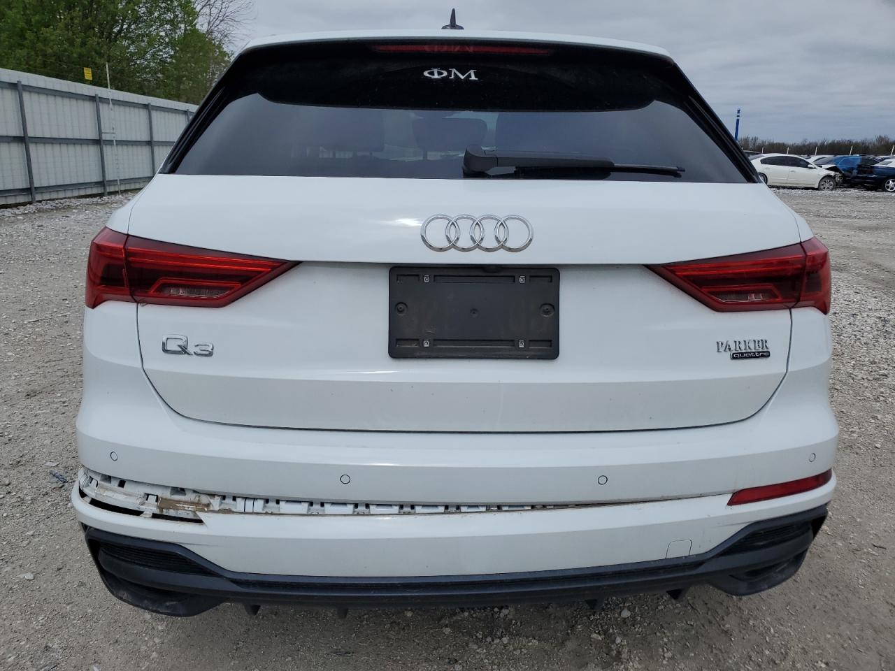 Photo 5 VIN: WA1EECF34L1090837 - AUDI Q3 