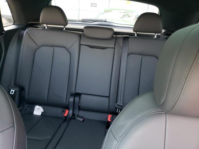 Photo 9 VIN: WA1EECF34P1086079 - AUDI Q3 