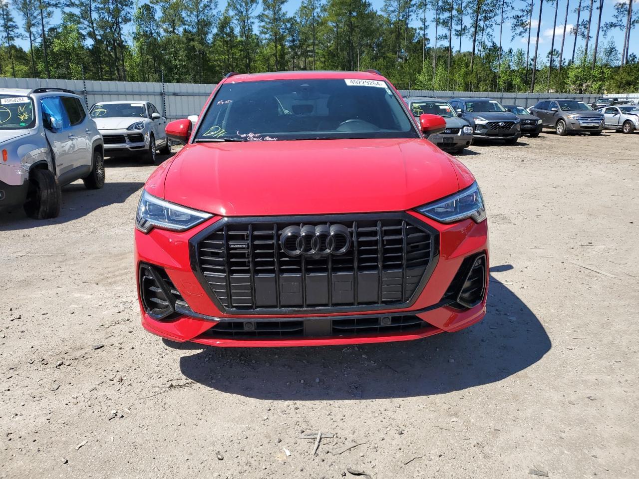 Photo 4 VIN: WA1EECF35M1021950 - AUDI Q3 