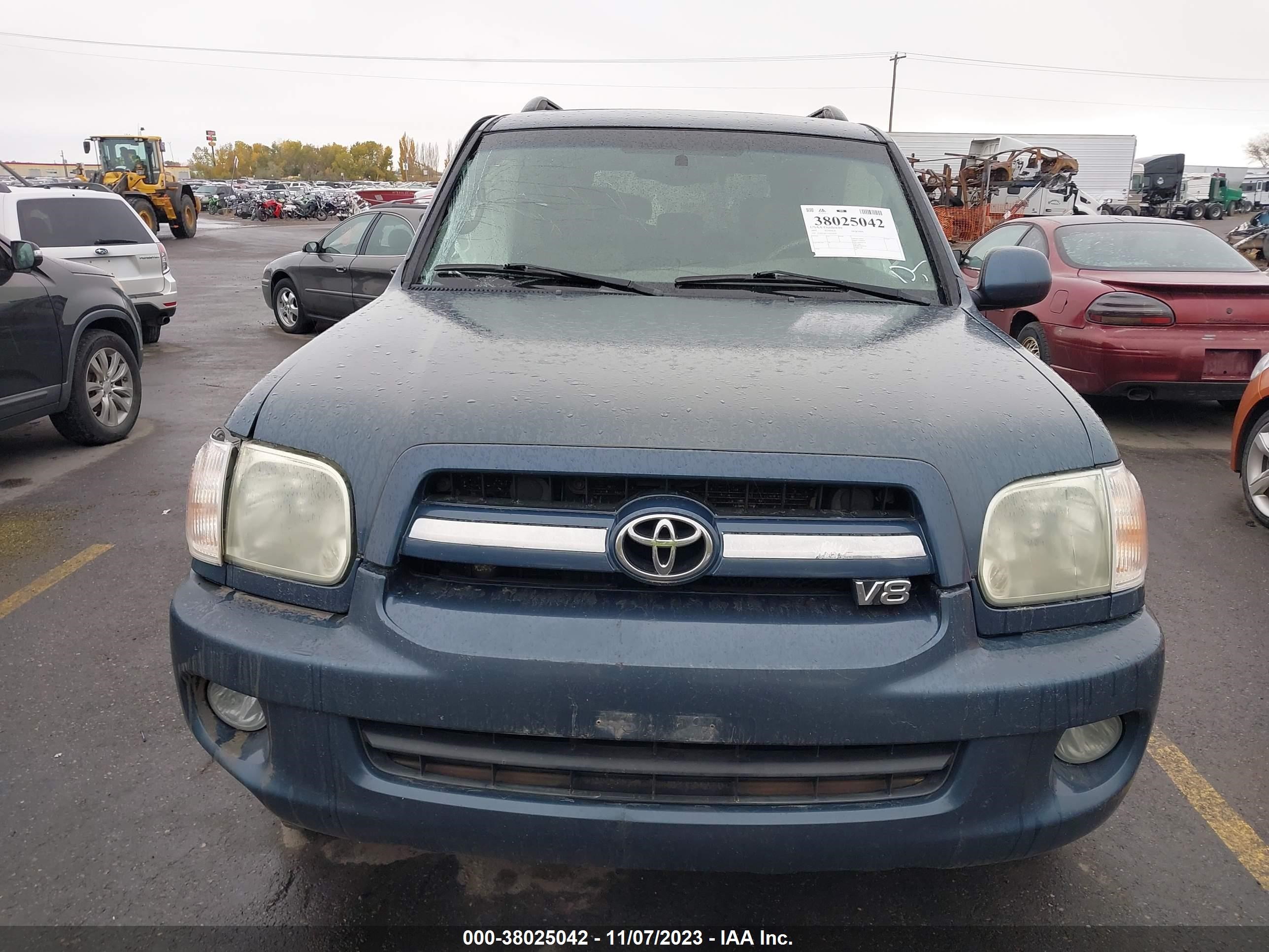 Photo 11 VIN: WA1EECF36L1078009 - TOYOTA SEQUOIA 