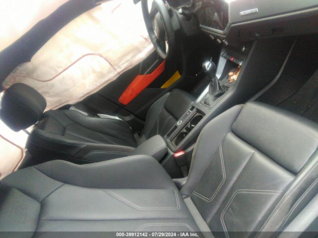 Photo 4 VIN: WA1EECF37K1067454 - AUDI Q3 PREMIUM 