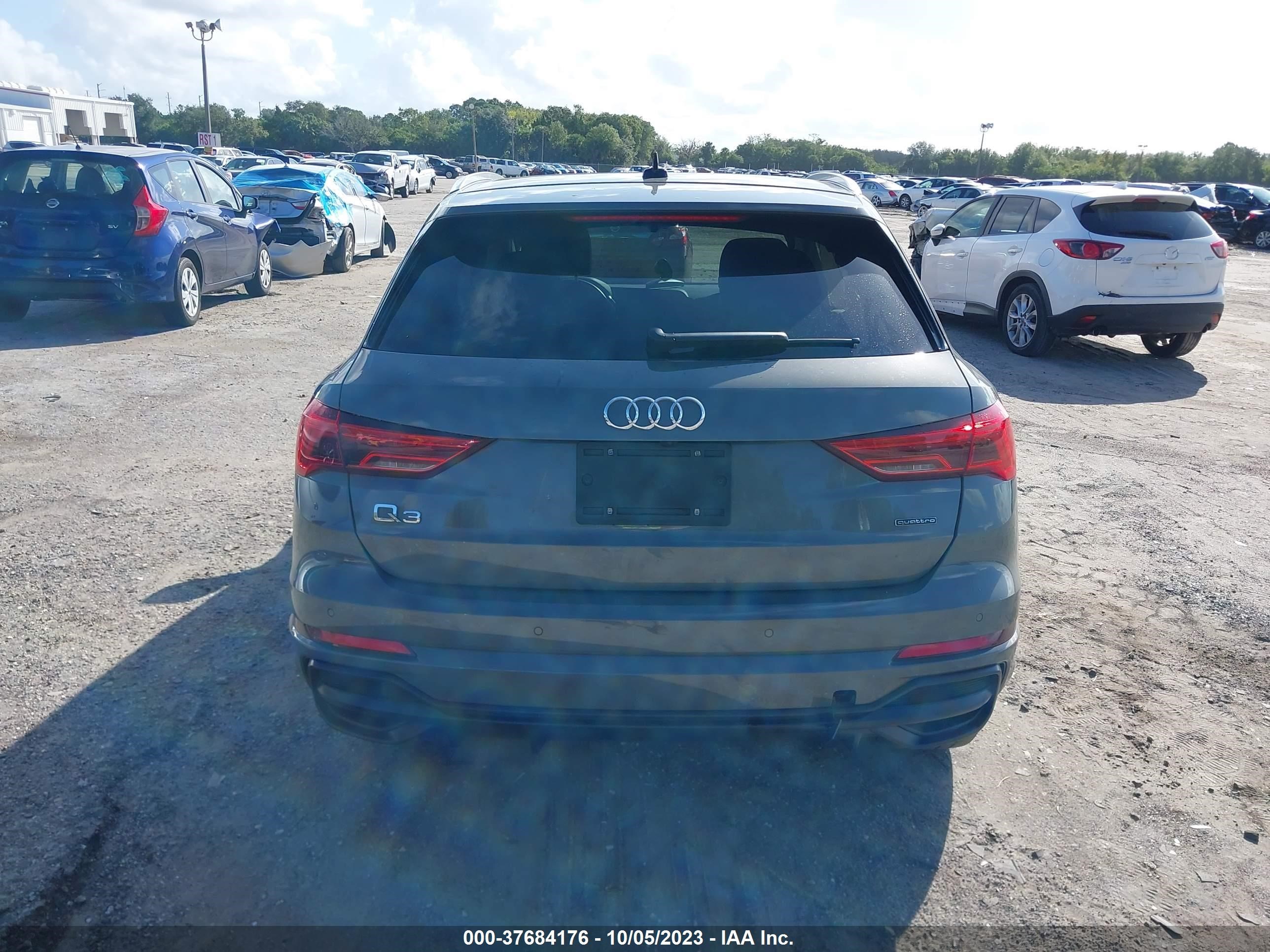 Photo 16 VIN: WA1EECF37L1008308 - AUDI Q3 