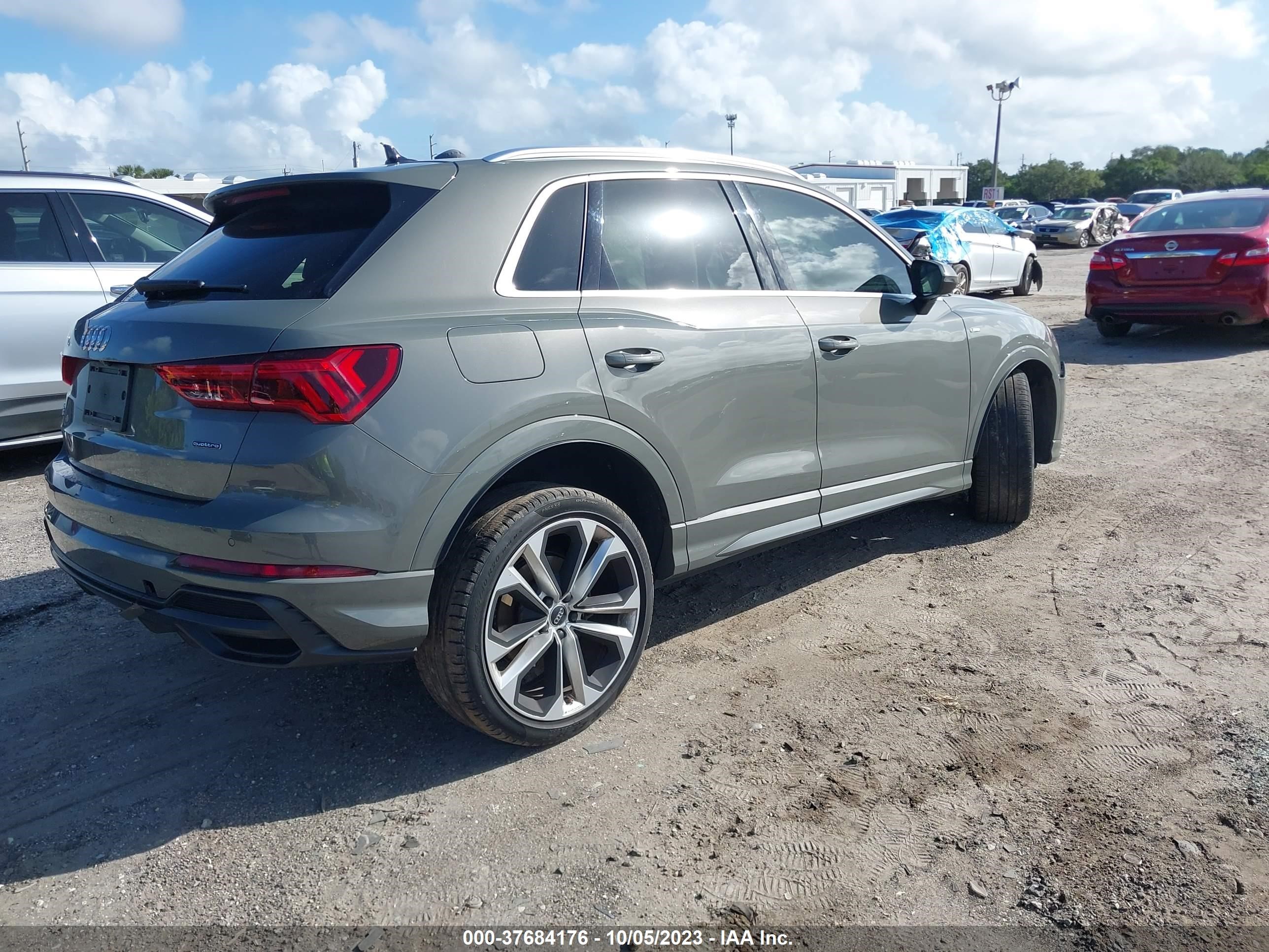 Photo 3 VIN: WA1EECF37L1008308 - AUDI Q3 