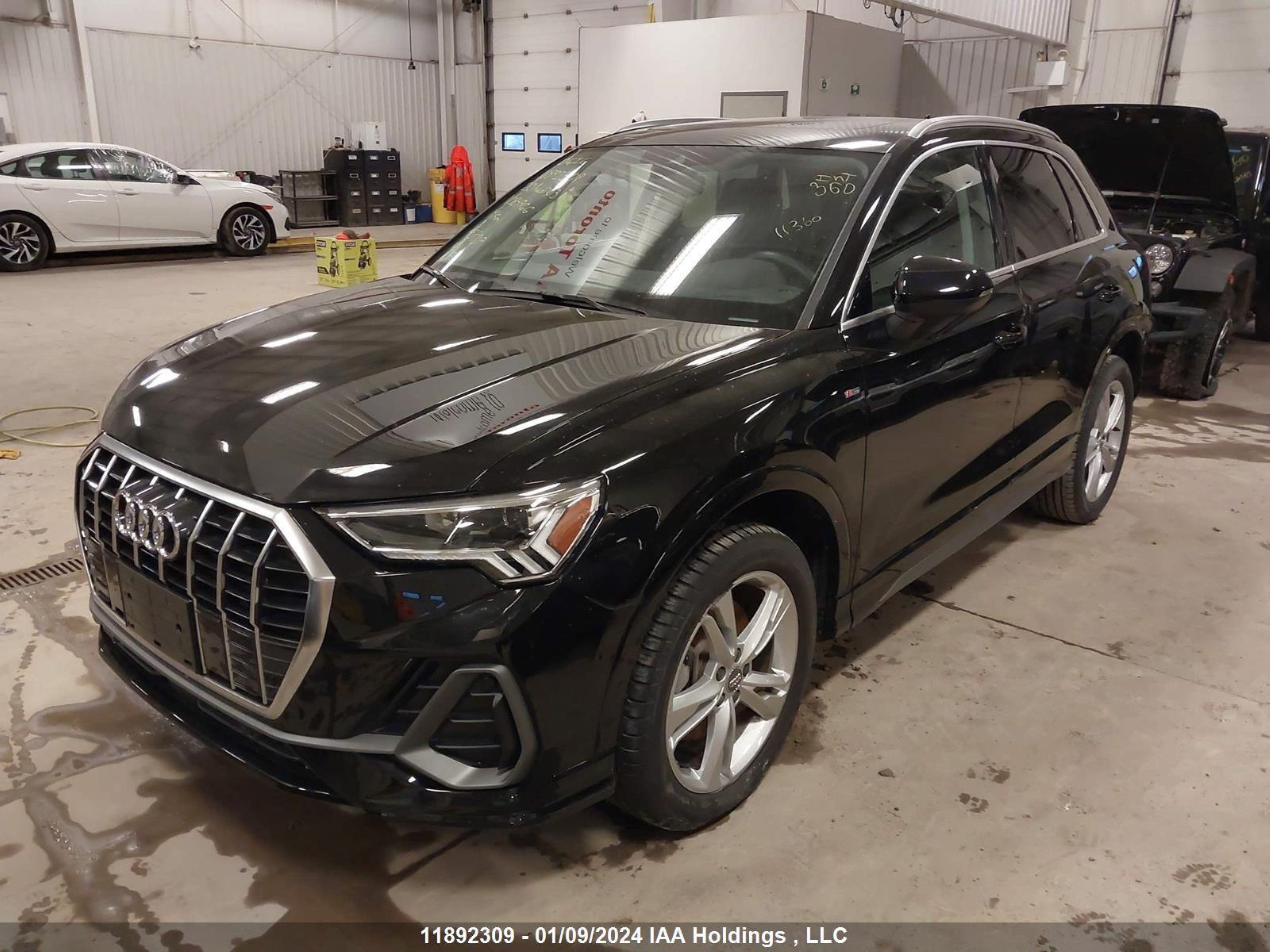 Photo 1 VIN: WA1EECF37L1084966 - AUDI Q3 