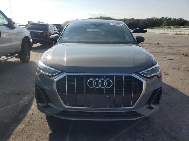 Photo 4 VIN: WA1EECF38M1031923 - AUDI Q3 PREMIUM 