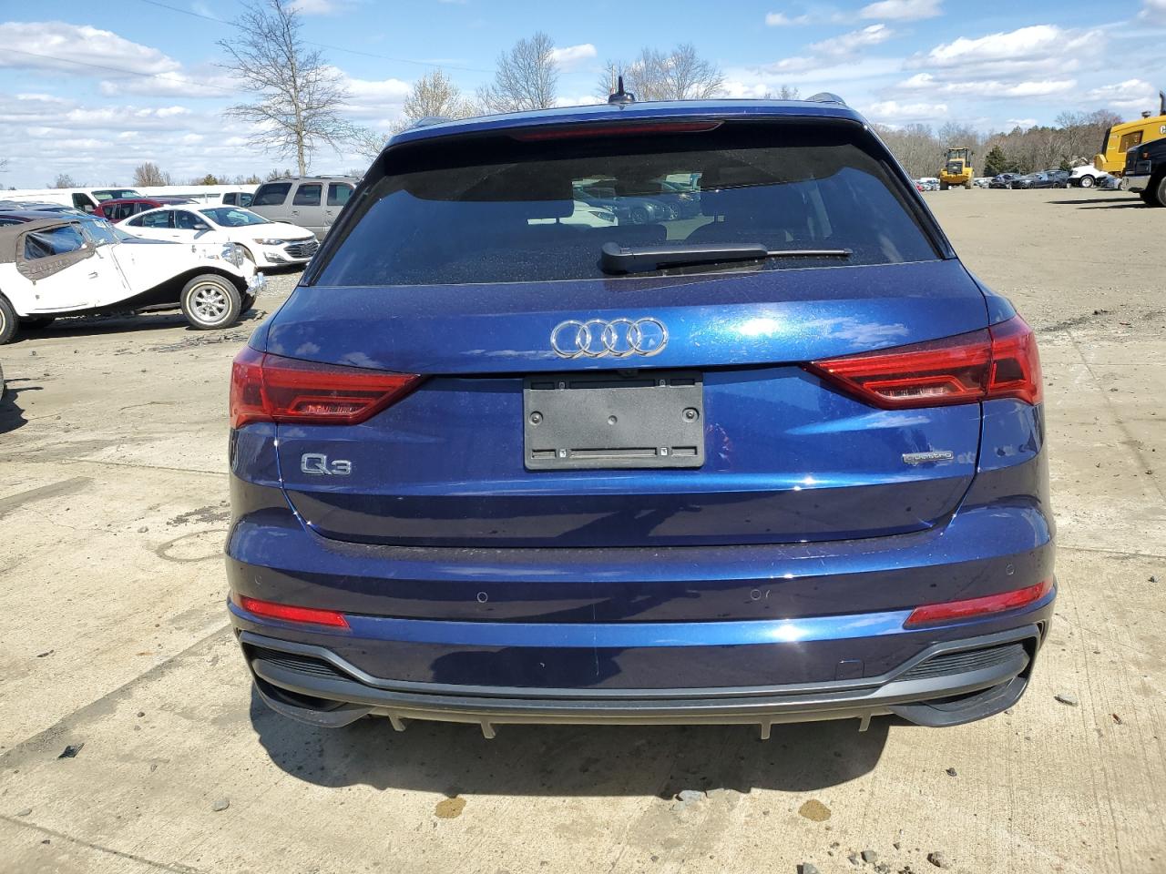 Photo 5 VIN: WA1EECF38M1033719 - AUDI Q3 