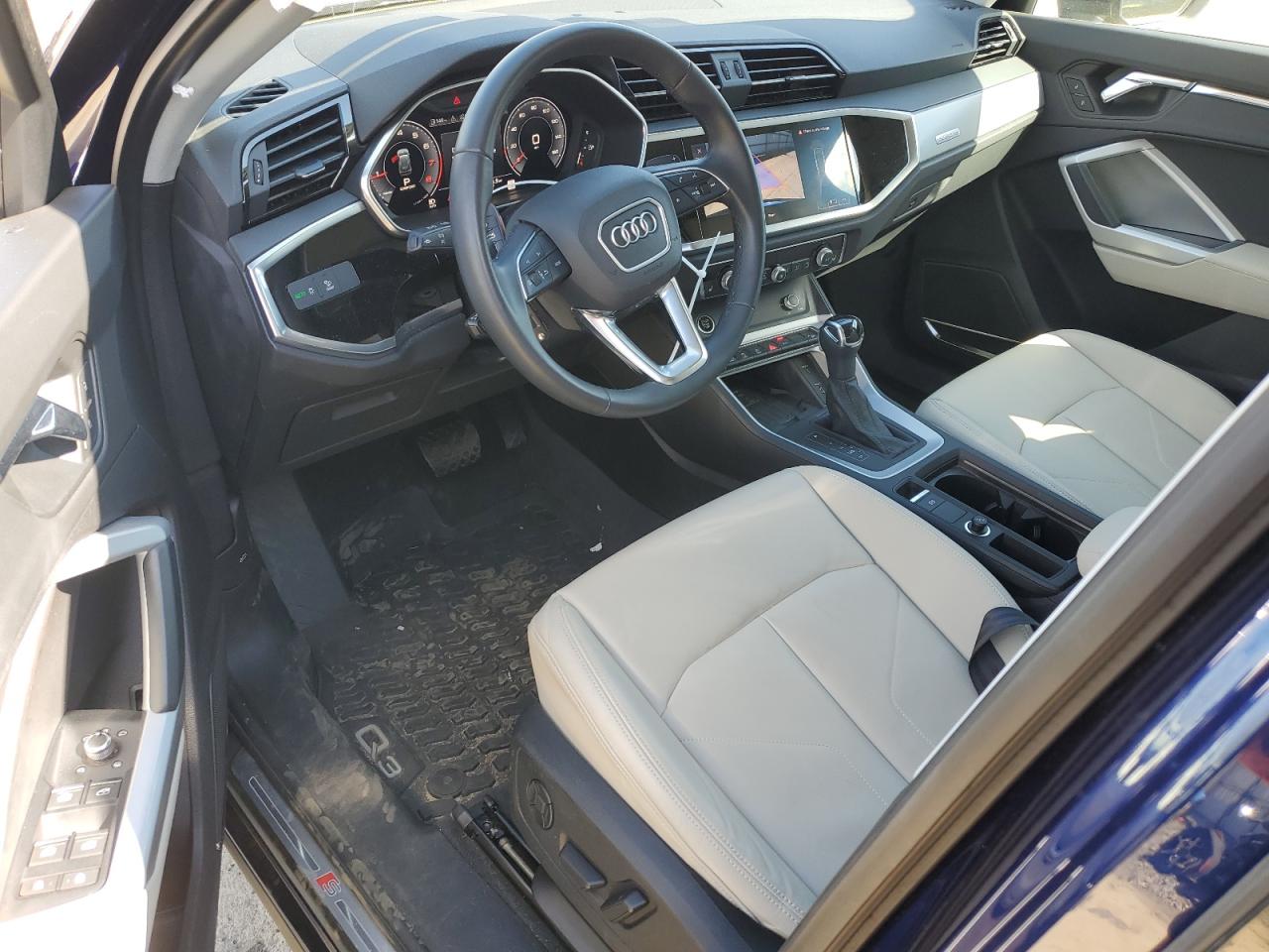 Photo 7 VIN: WA1EECF38M1033719 - AUDI Q3 