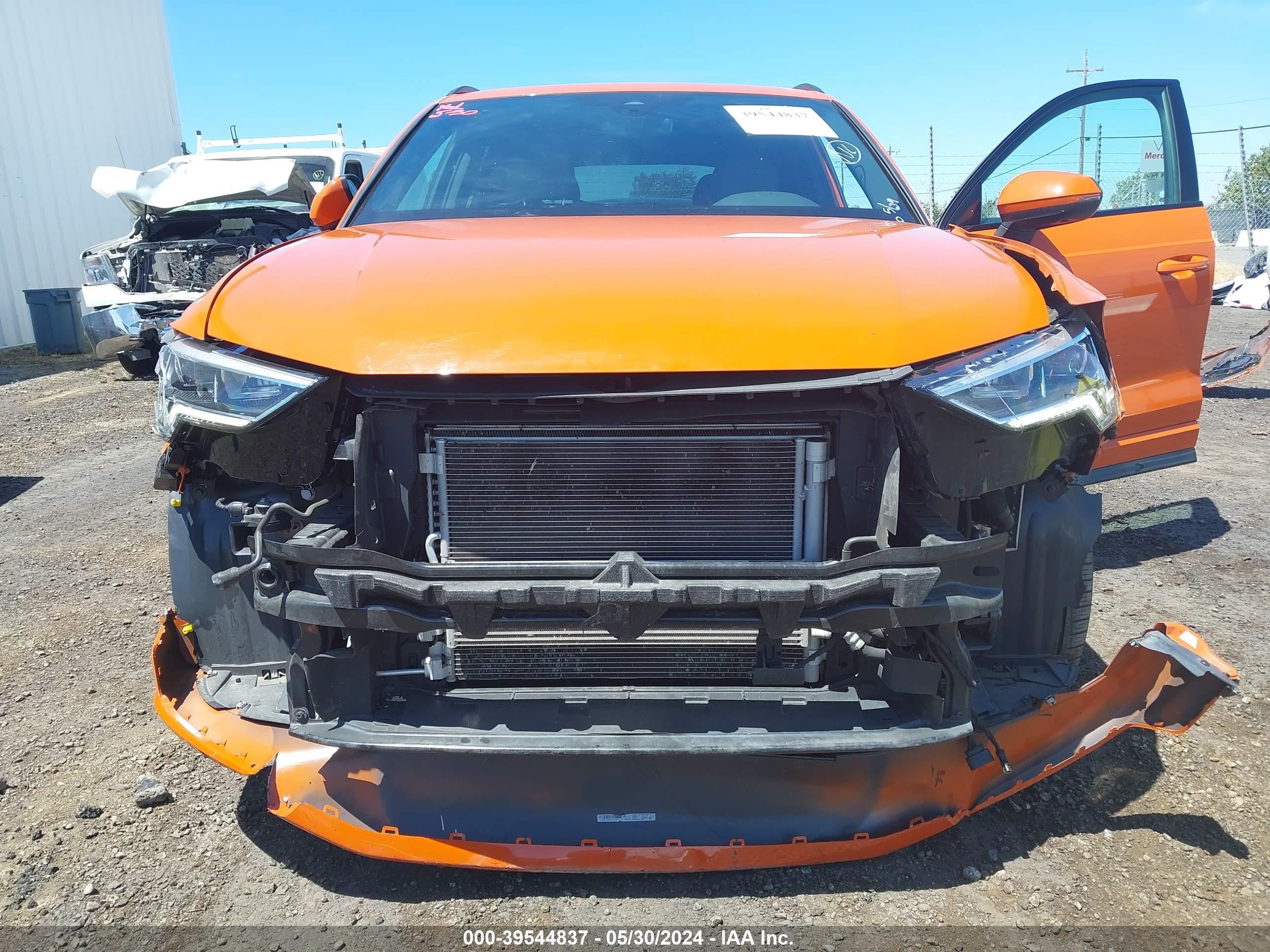 Photo 5 VIN: WA1EECF38N1071047 - AUDI Q3 