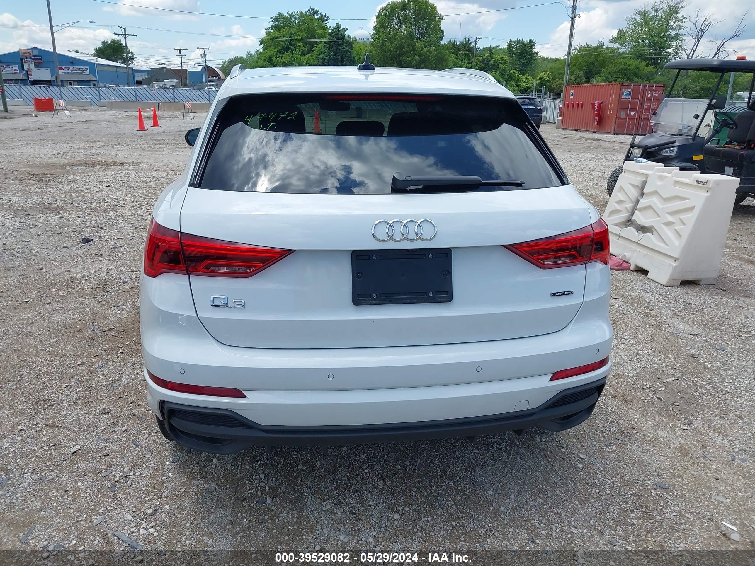 Photo 16 VIN: WA1EECF38P1136711 - AUDI Q3 