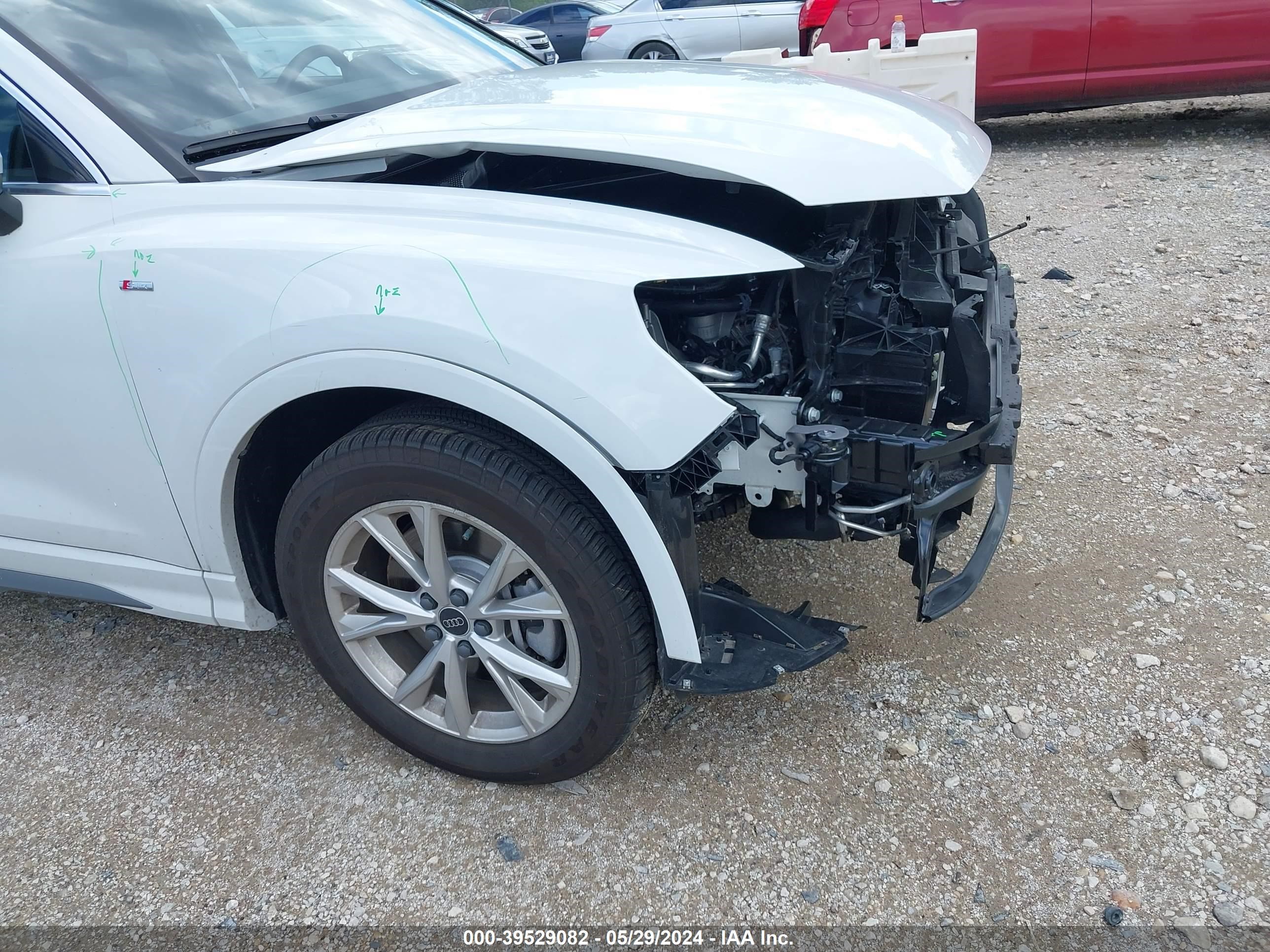 Photo 18 VIN: WA1EECF38P1136711 - AUDI Q3 